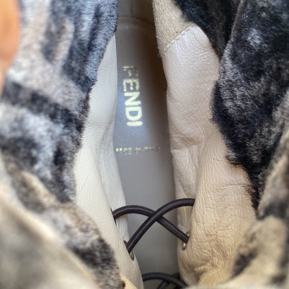 Fendi boots - Picture 3 of 6